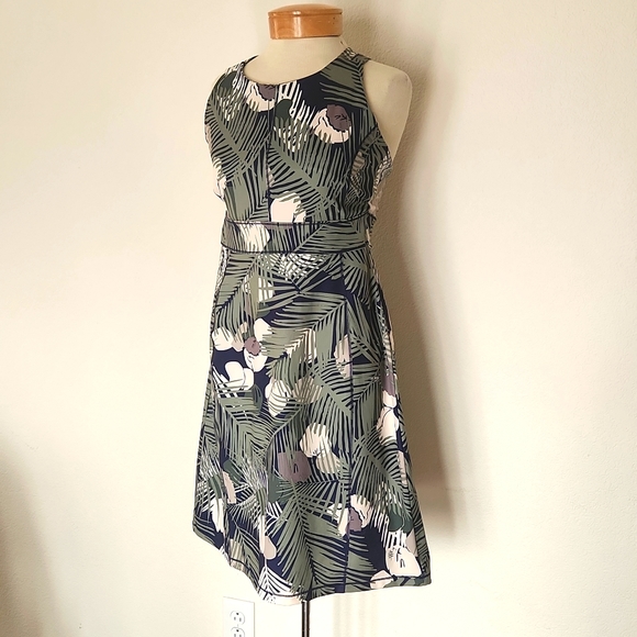 Royal Robbins Athletic Sleeveless Dress Palm Leaf - Picture 3 of 10